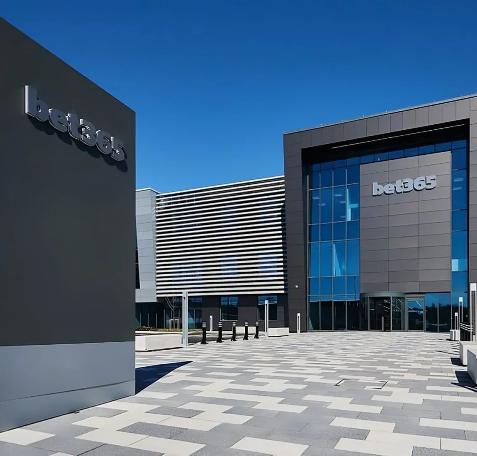 利物浦被判,负场外风波,英超拒绝重,世界杯赛事,2026世界杯,足球赛程,参赛球队,赛事分析