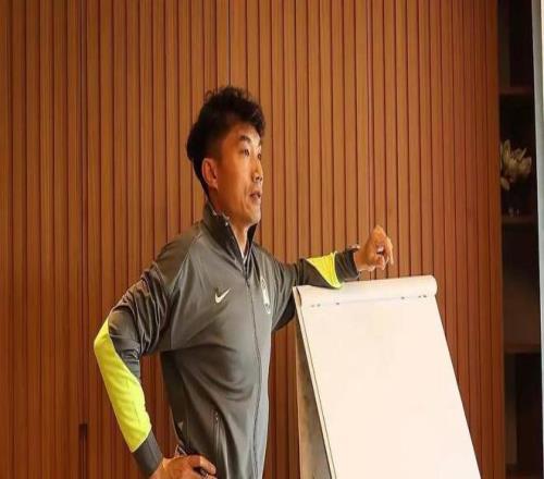 唐斯表示,赛事助力我,们达到季后,世界杯赛事,2026世界杯,足球赛程,参赛球队,赛事分析