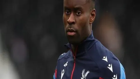 萨内在加拉塔萨雷有望成为新一代足球领袖，经纪人看好其非凡实力！